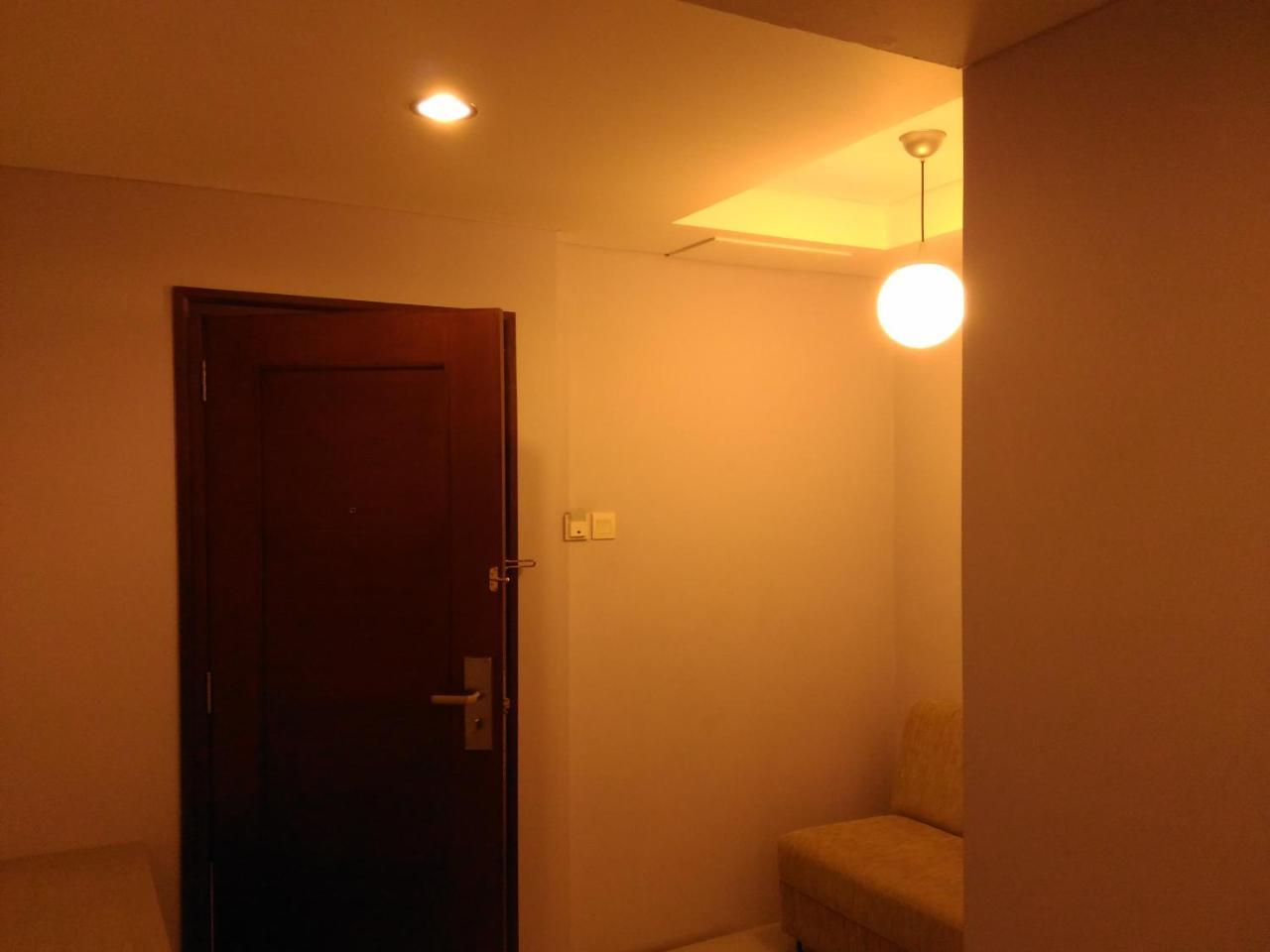 Hotel Kharisma Madiun Extérieur photo